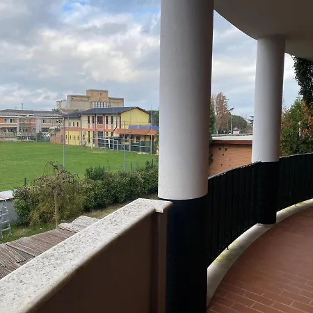 Daire Vibrant In With Balcony *